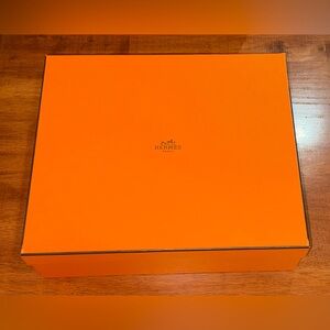 Hermes Medium Box